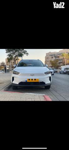 מודעת רכב ג׳ילי Geometry C