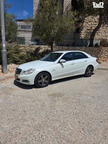 מודעת רכב מרצדס-בנץ E-class