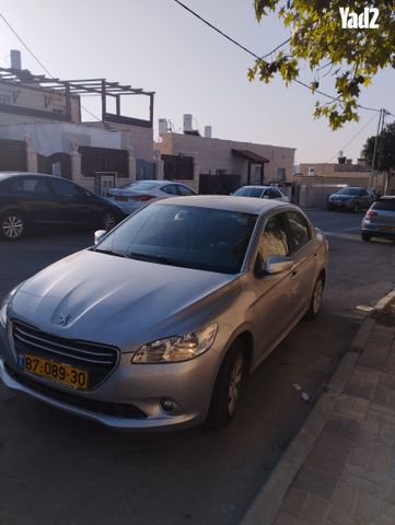 מודעת רכב פיג'ו 301