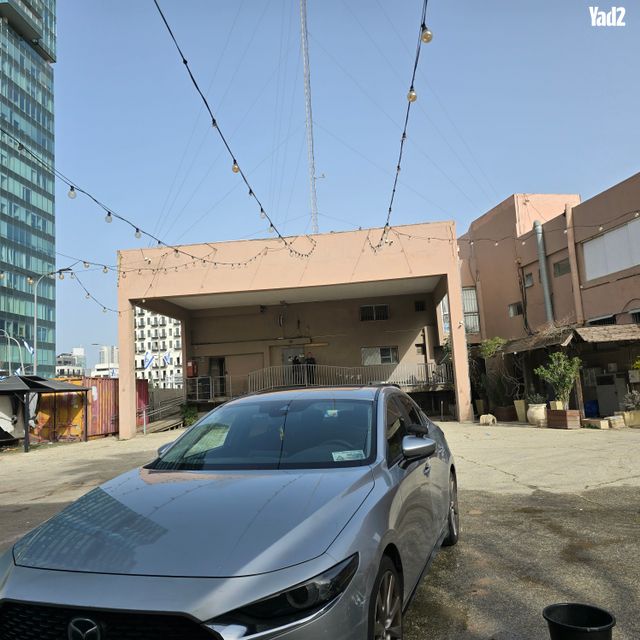 מודעת רכב מאזדה 3