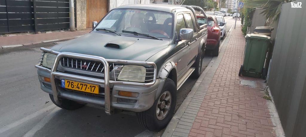 מודעת רכב מיצובישי טרייטון / L200