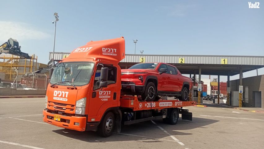 מודעת רכב שברולט סילברדו EV