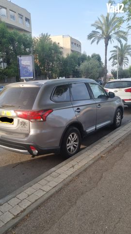 מודעת רכב מיצובישי אאוטלנדר