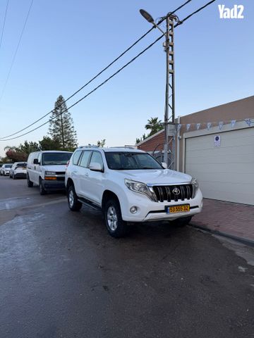 מודעת רכב טויוטה לנד קרוזר