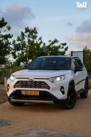 מודעת רכב טויוטה RAV4