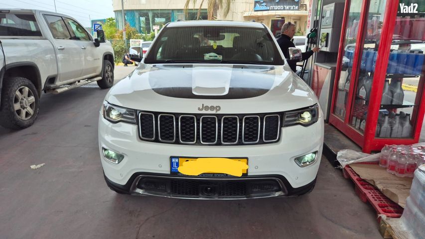 מודעת רכב ג'יפ גרנד צ'ירוקי
