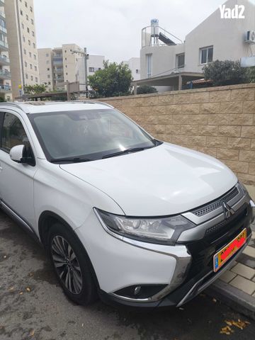 מודעת רכב מיצובישי אאוטלנדר