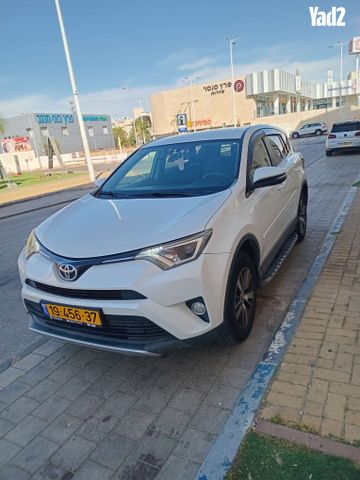 מודעת רכב טויוטה RAV4