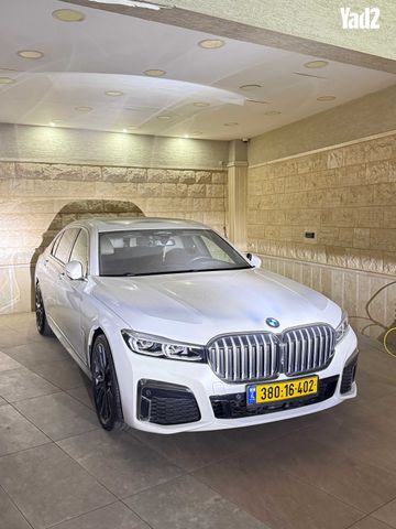מודעת רכב ב מ וו סדרה 7