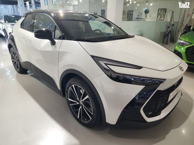 מודעת רכב טויוטה C-HR