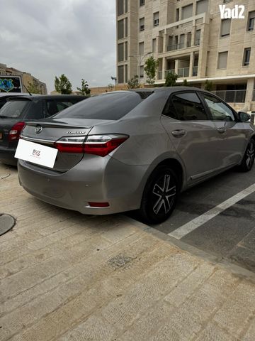מודעת רכב טויוטה קורולה 1