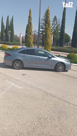 מודעת רכב טויוטה קורולה 2