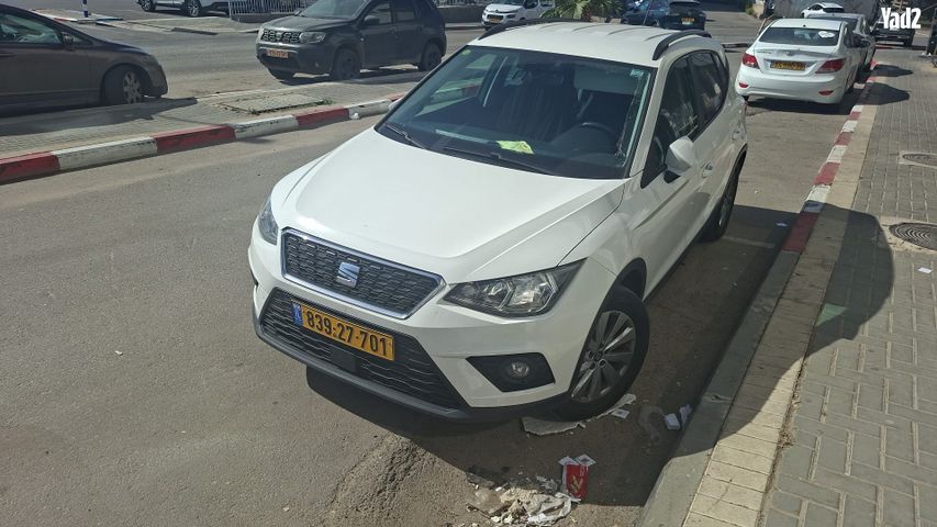 מודעת רכב סיאט ארונה