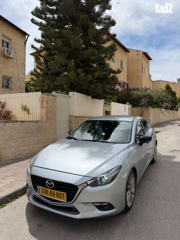 מודעת רכב מאזדה 3