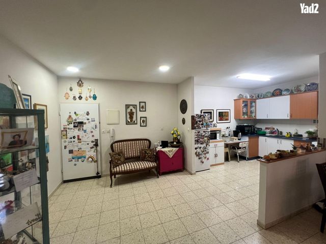 הלל יפה 28