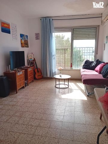 דרך שרה 15