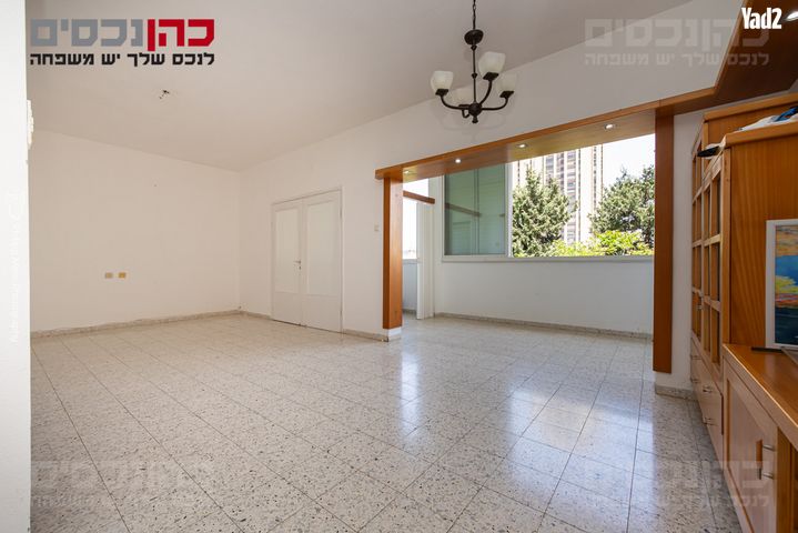 מודעת נכס, שדרות הנשיא, מרכז הכרמל, חיפה