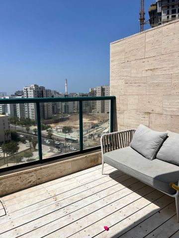 דירה להשכרה בתל אביב יפו (תיווך) — 2