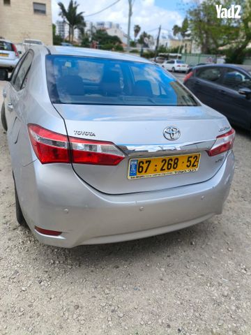 מודעת רכב טויוטה קורולה