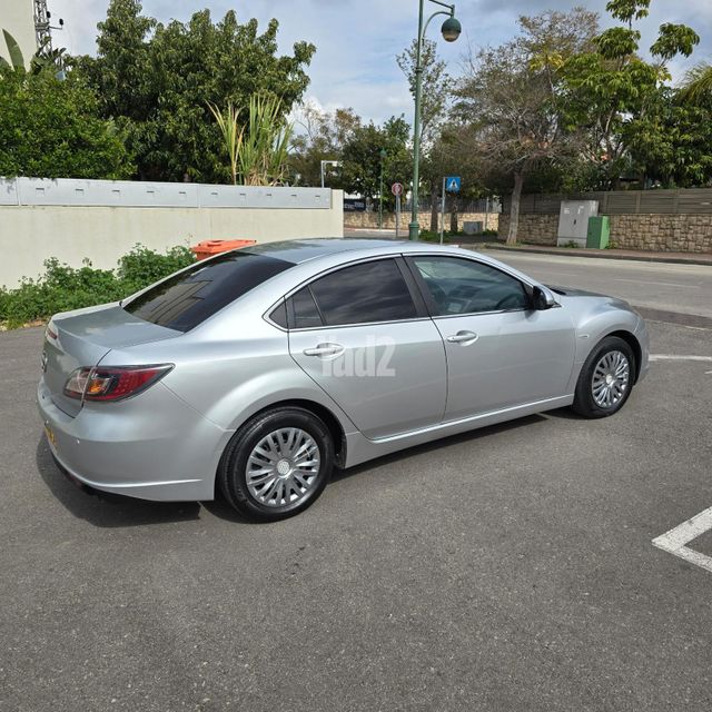 מודעת רכב מאזדה 6