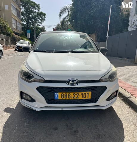 מודעת רכב יונדאי i20