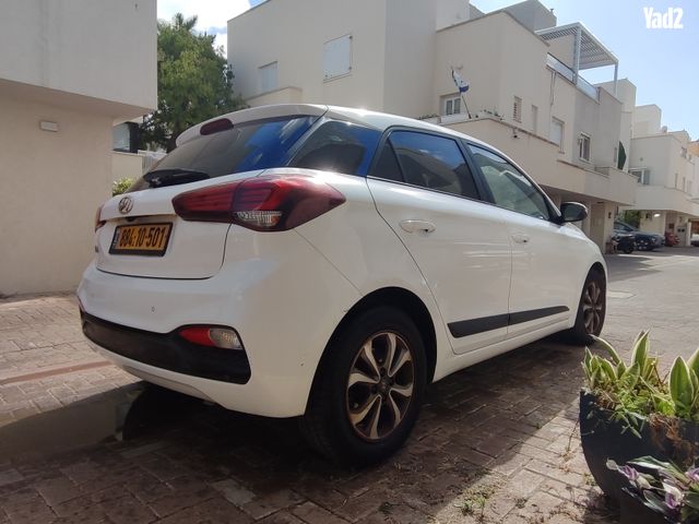 מודעת רכב יונדאי i20
