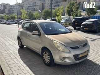 מודעת רכב יונדאי i20