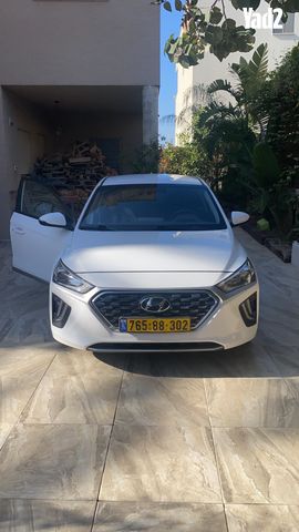 מודעת רכב יונדאי איוניק