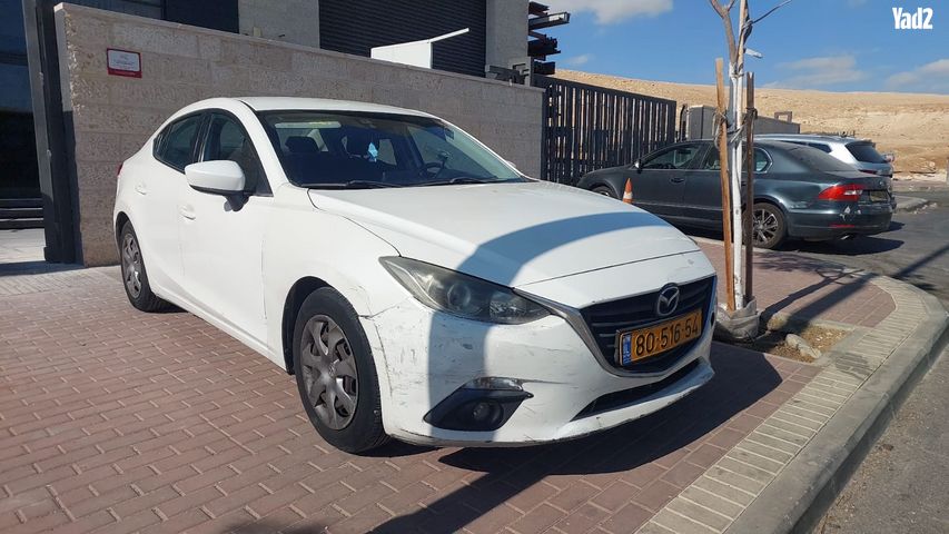 מודעת רכב מאזדה 3