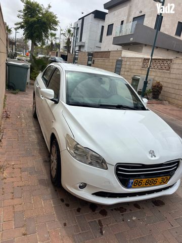 מודעת רכב פיג'ו 301