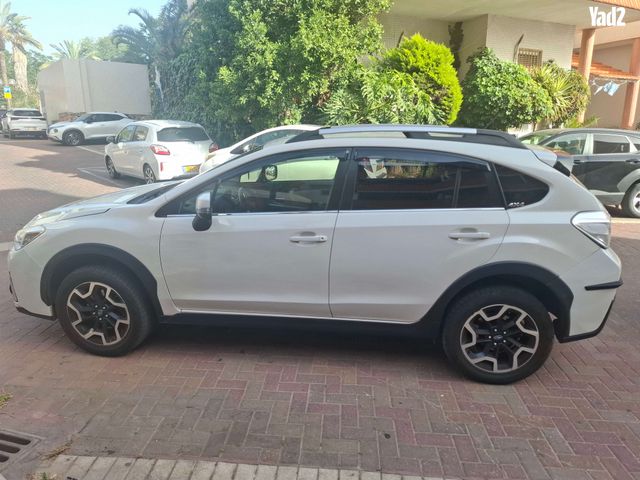מודעת רכב סובארו XV