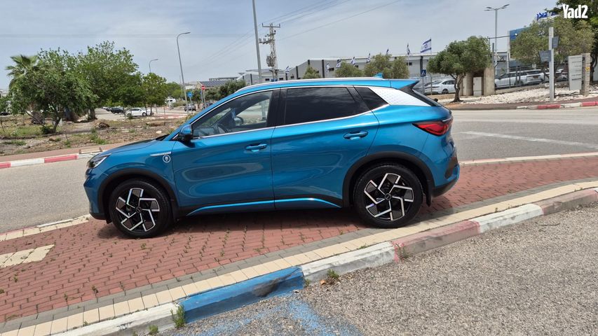 מודעת רכב בי.ווי.די אטו 3