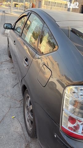 מודעת רכב טויוטה פריוס