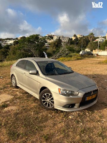 מודעת רכב מיצובישי לנסר