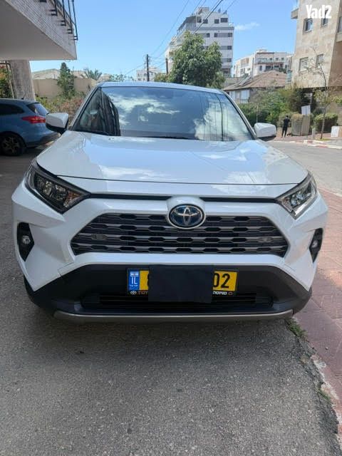 מודעת רכב טויוטה RAV4