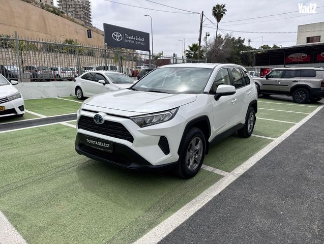 מודעת רכב טויוטה RAV4