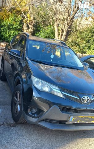 מודעת רכב טויוטה RAV4