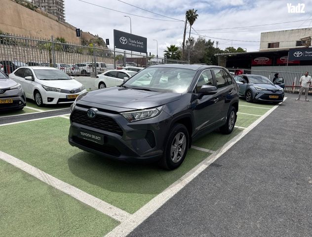 מודעת רכב טויוטה RAV4