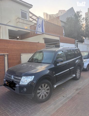 מודעת רכב מיצובישי פג'רו