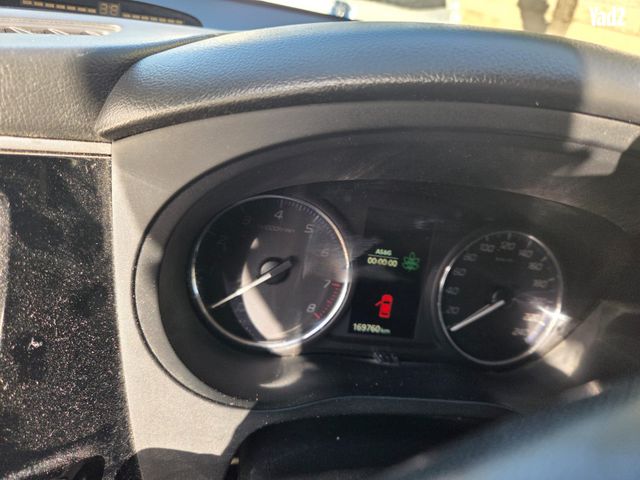 מודעת רכב מיצובישי אאוטלנדר 2