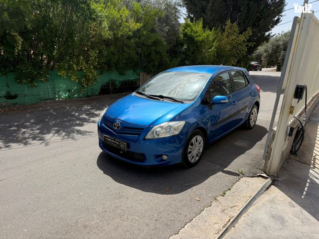 מודעת רכב טויוטה אוריס