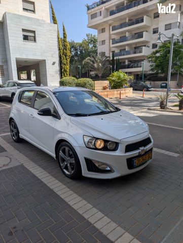 מודעת רכב שברולט סוניק