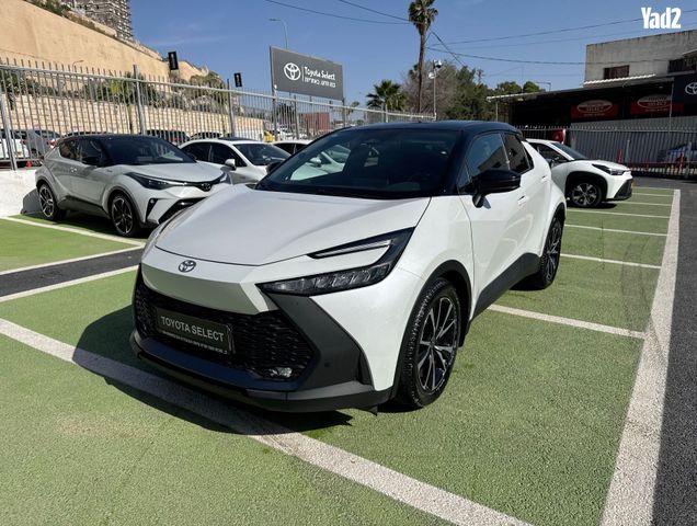 מודעת רכב טויוטה C-HR