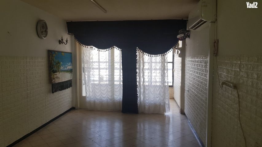 המייסדים 7