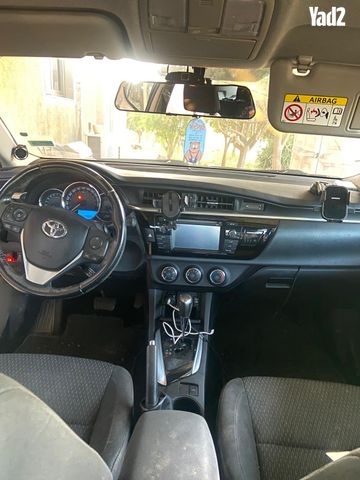מודעת רכב טויוטה קורולה