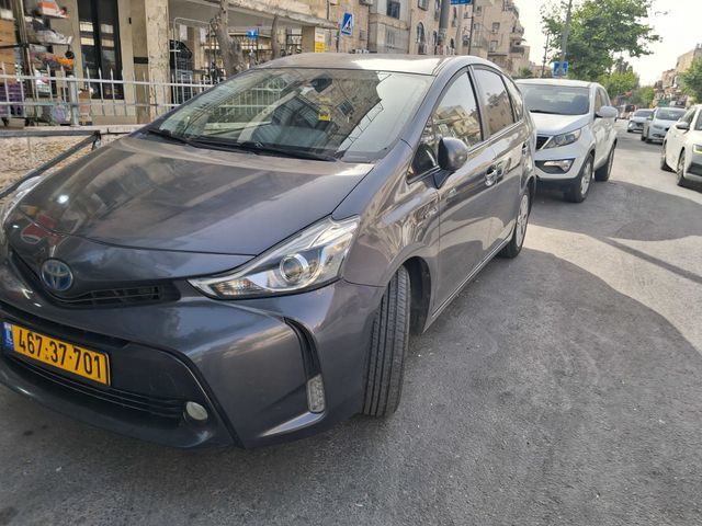 מודעת רכב טויוטה פריוס פלוס