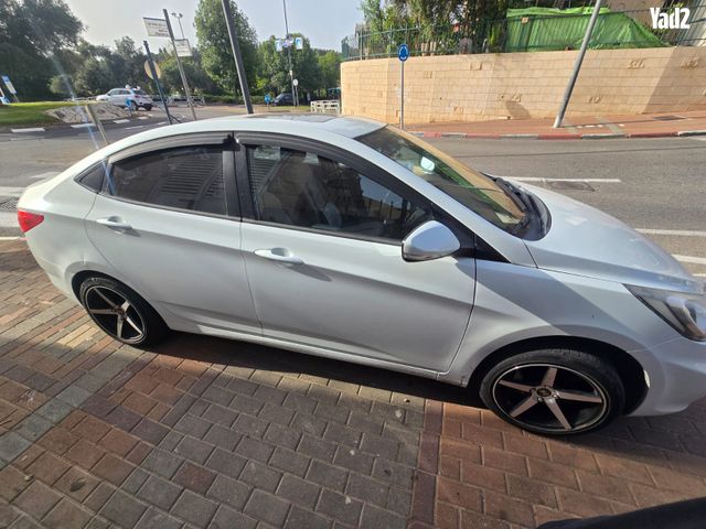 מודעת רכב יונדאי אקסנט i25