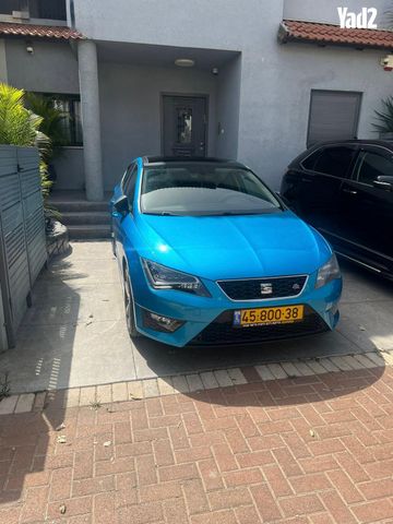 מודעת רכב סיאט לאון