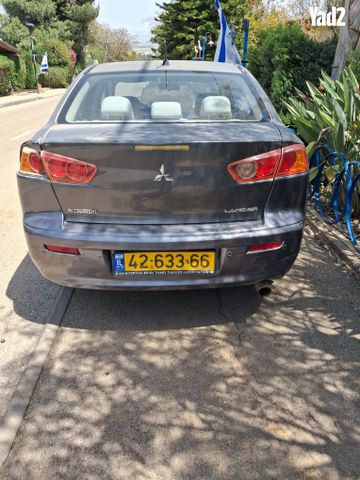 מודעת רכב מיצובישי לנסר