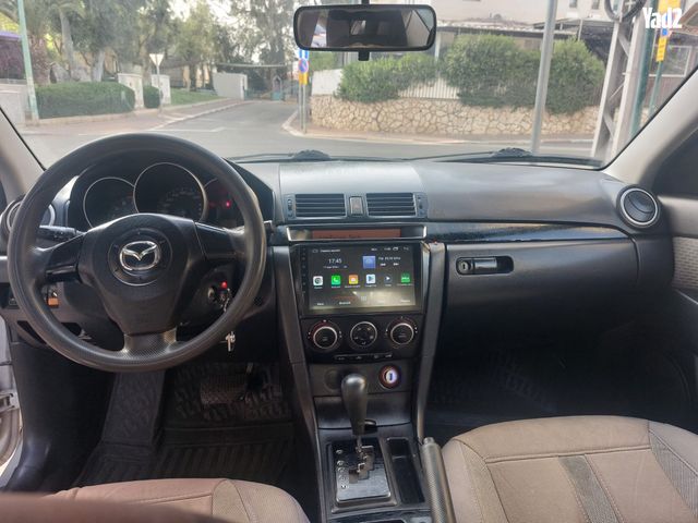 מודעת רכב מאזדה 3